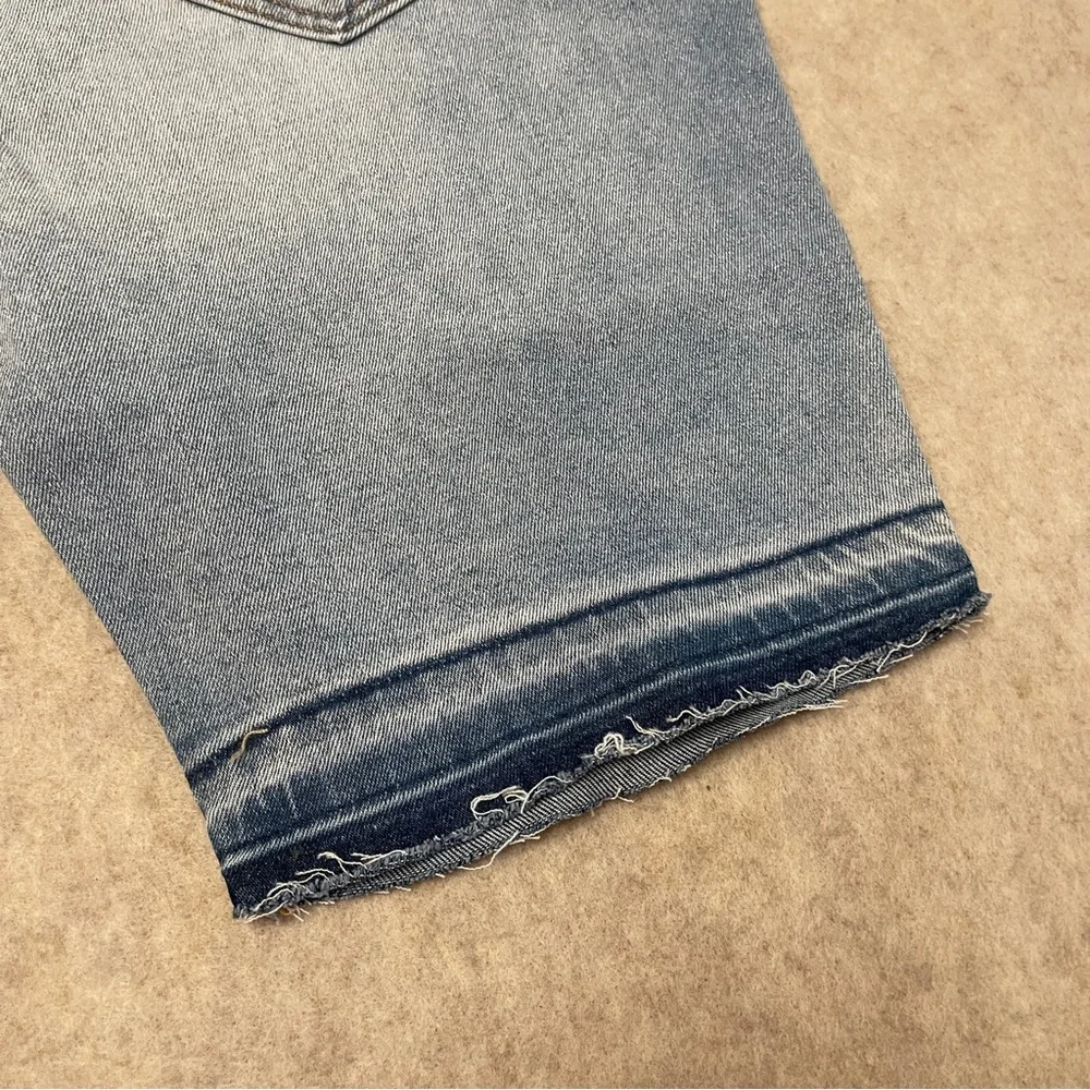 Time And Tru Maternity Blue Denim Jean Bermuda Shorts Womens size M(8-10) New